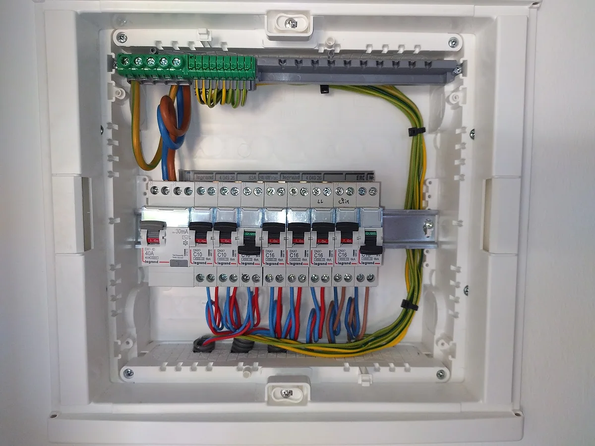 F.AST-Elec